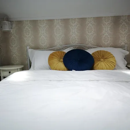 Ivy Boutique Apartment